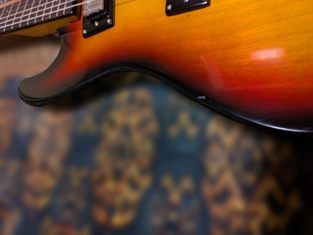 モズライト　ギター