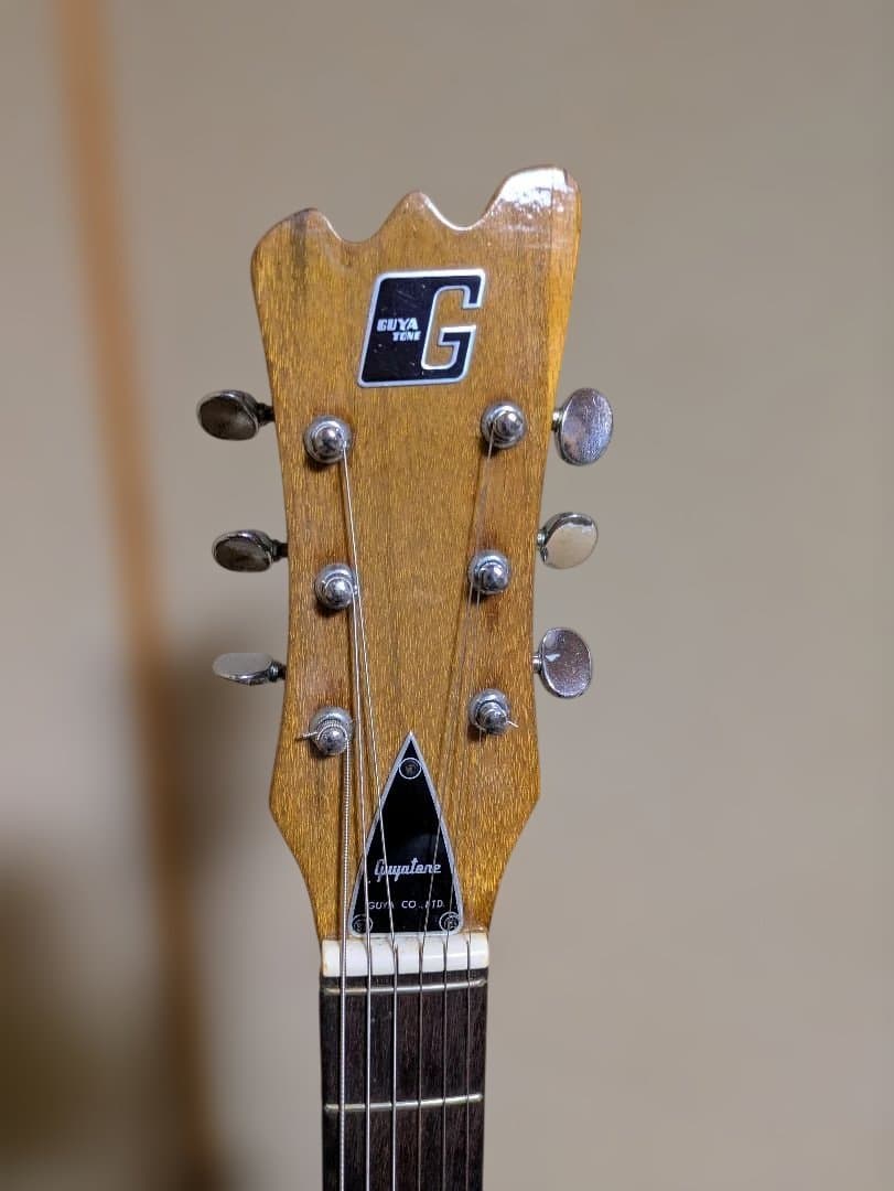 モズライト　ギター