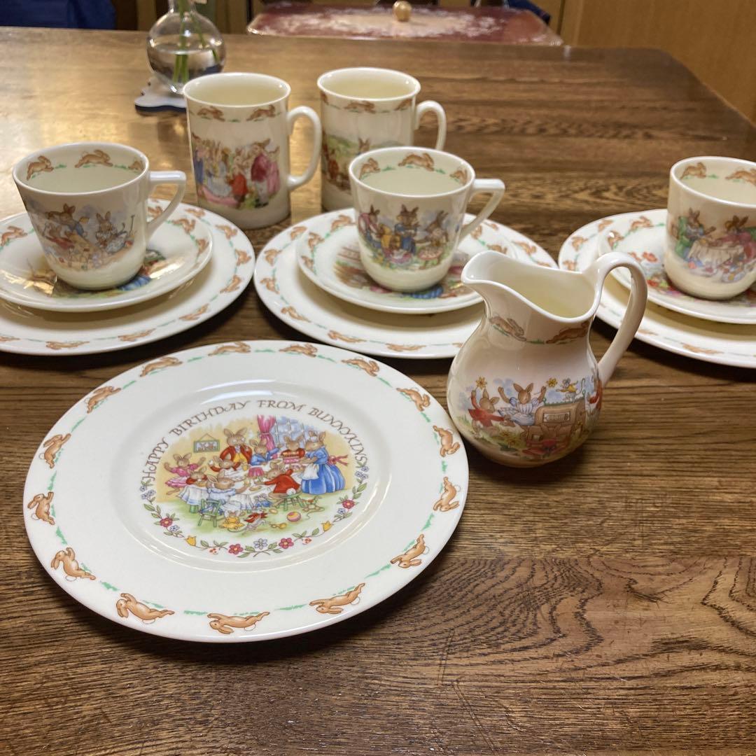 ロイヤルドルトン9点セット