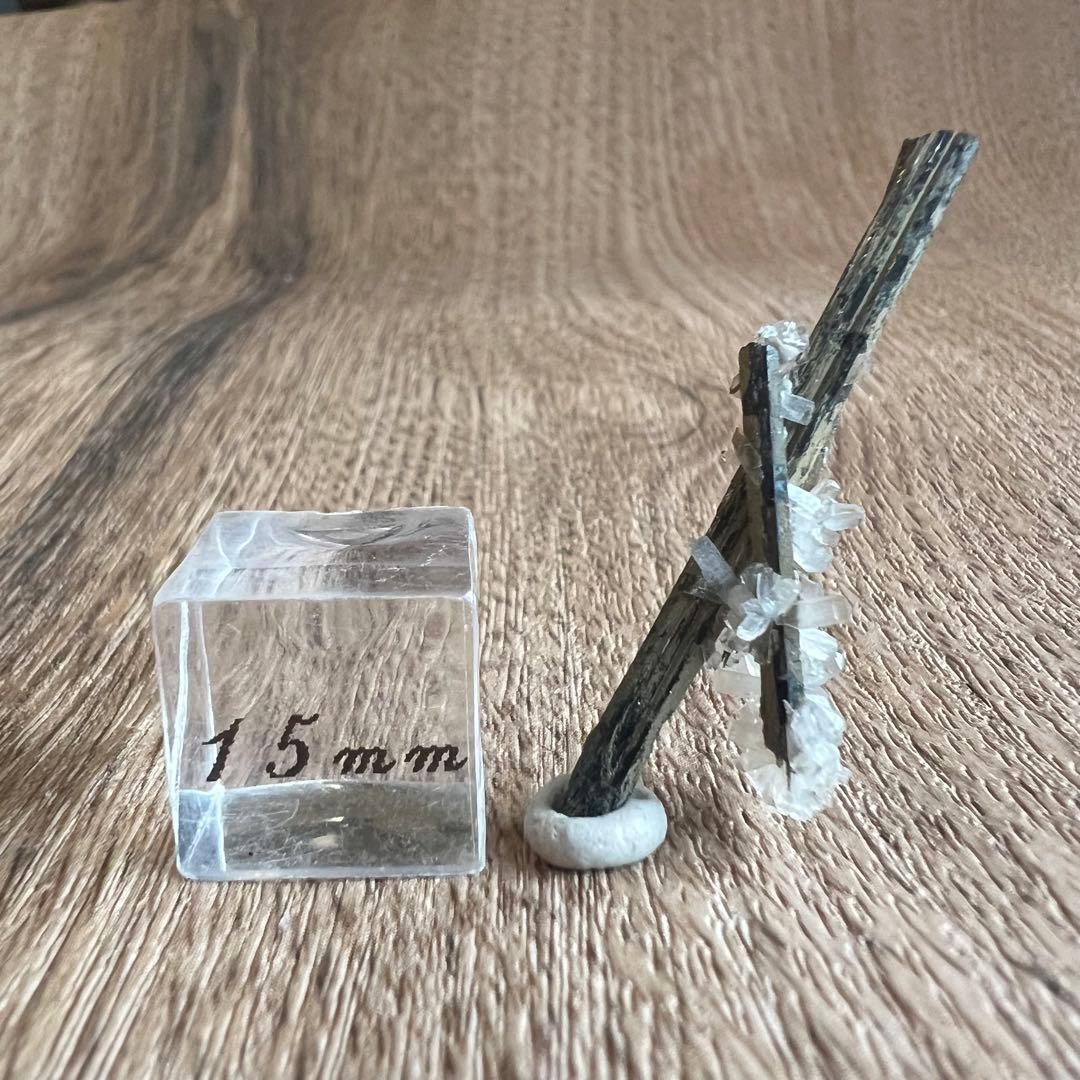 エジリン輝石 ナトロライト 41 共生 鉱物 標本 原石 美術品