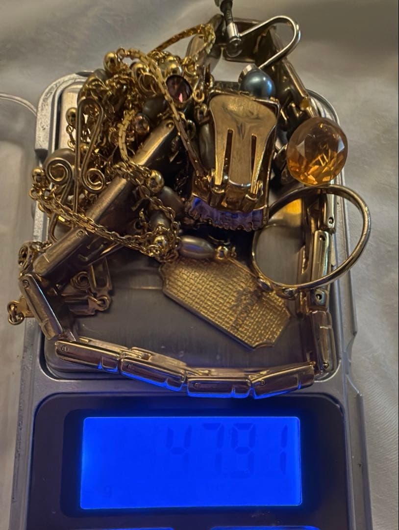 ヒ*6様 遺品整理　刻印ありピアス　ブレスレット　ネックレス　イミテーションまと