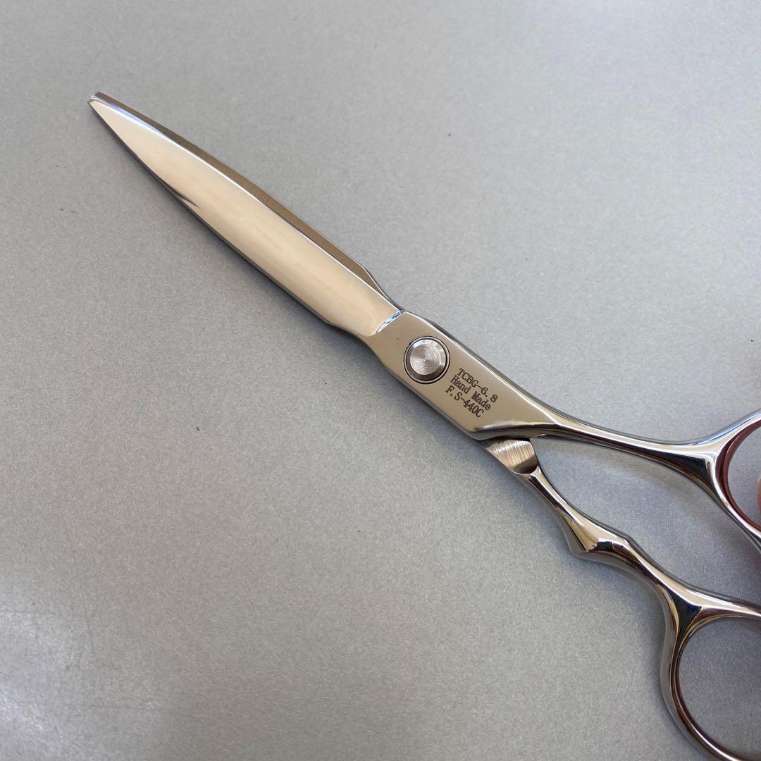 6,8インチシザー 新品 切れ味抜群 ベアリングネジ開閉スムーズさくさく