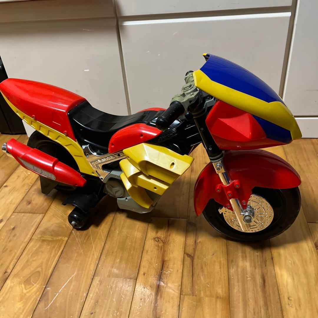 仮面ライダー アギト マシントルネーダー 乗用バイク 特撮 平成