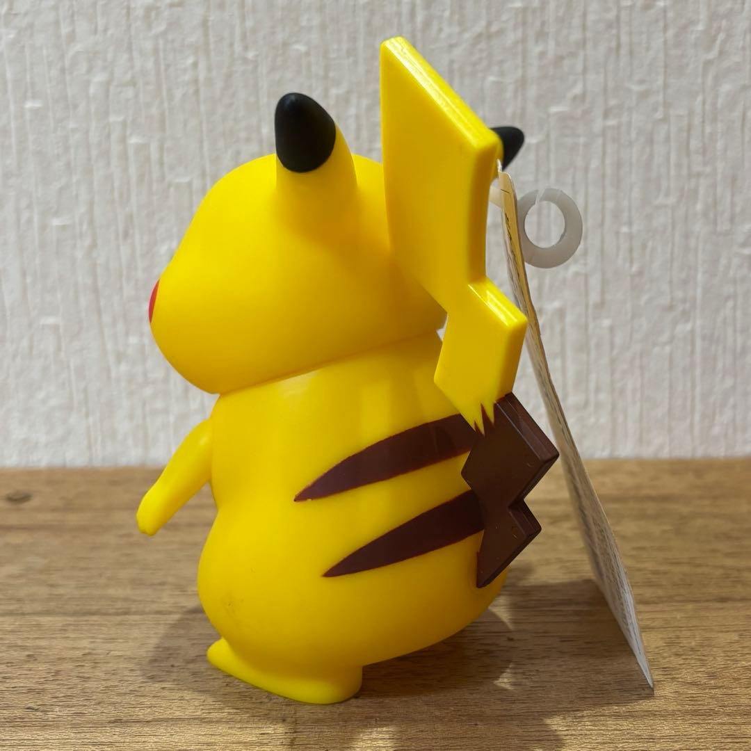 1998年 ポケモンデラックスフィギュアコレクション 01 ピカチュウ TOMY