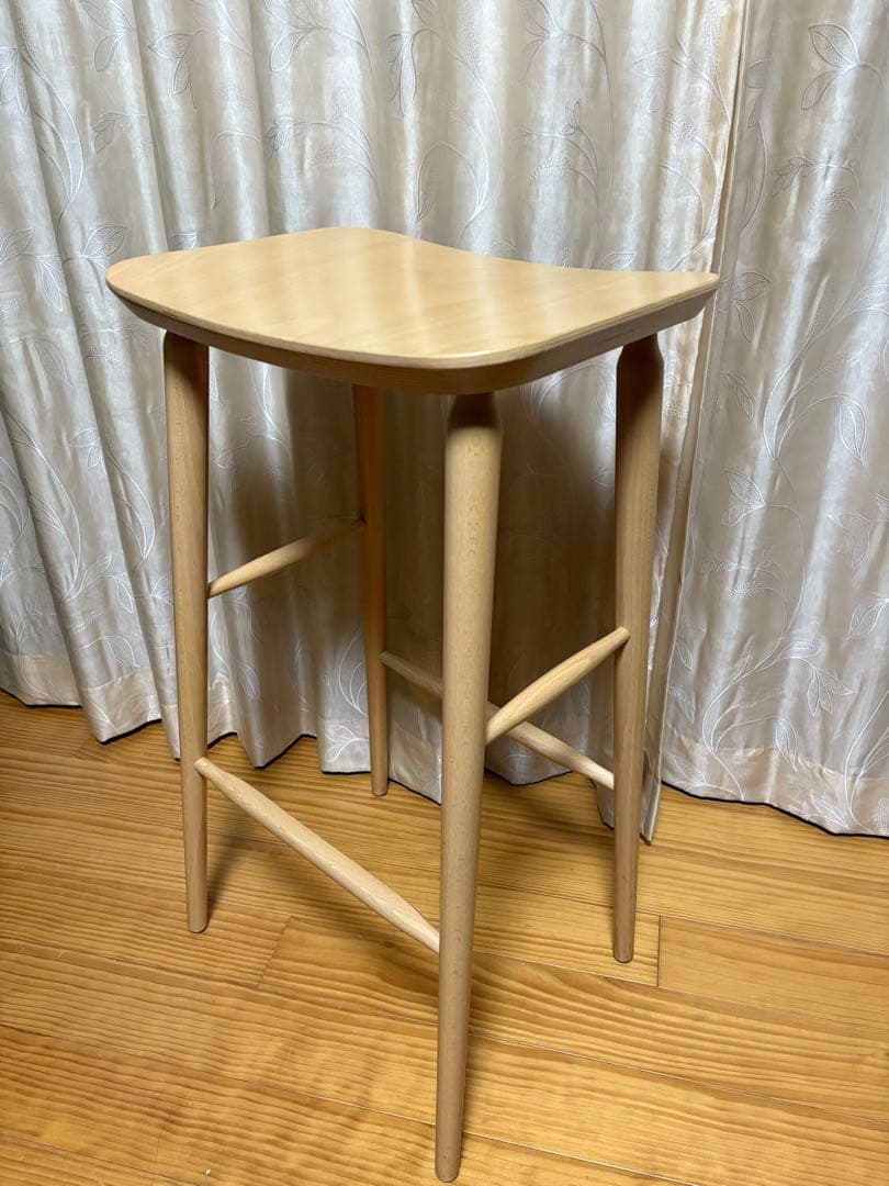 QUON クオン　スツール カウンターチェア ポーランド　木製 天然木