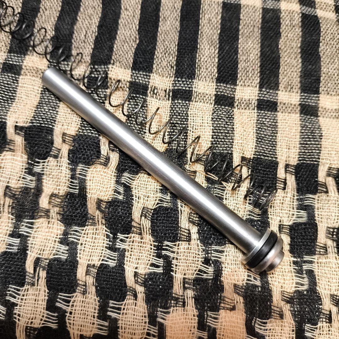 1 東京マルイ製　ハイキャパ5.1カスタム　アウター.インナーバレル　ガスブロ