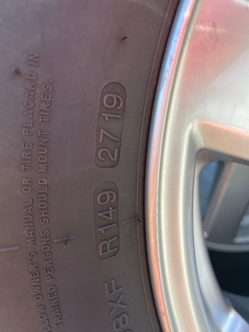 ボルボ ホイールとスダットレスタイヤ4本セット