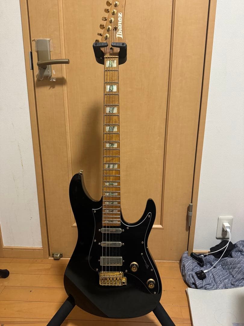 ギター Ibanez AZ THBB10