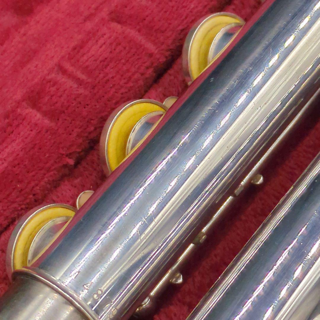 フルート　調整済　ヤマハ　YFL211S（銀メッキ、Eメカ仕様）