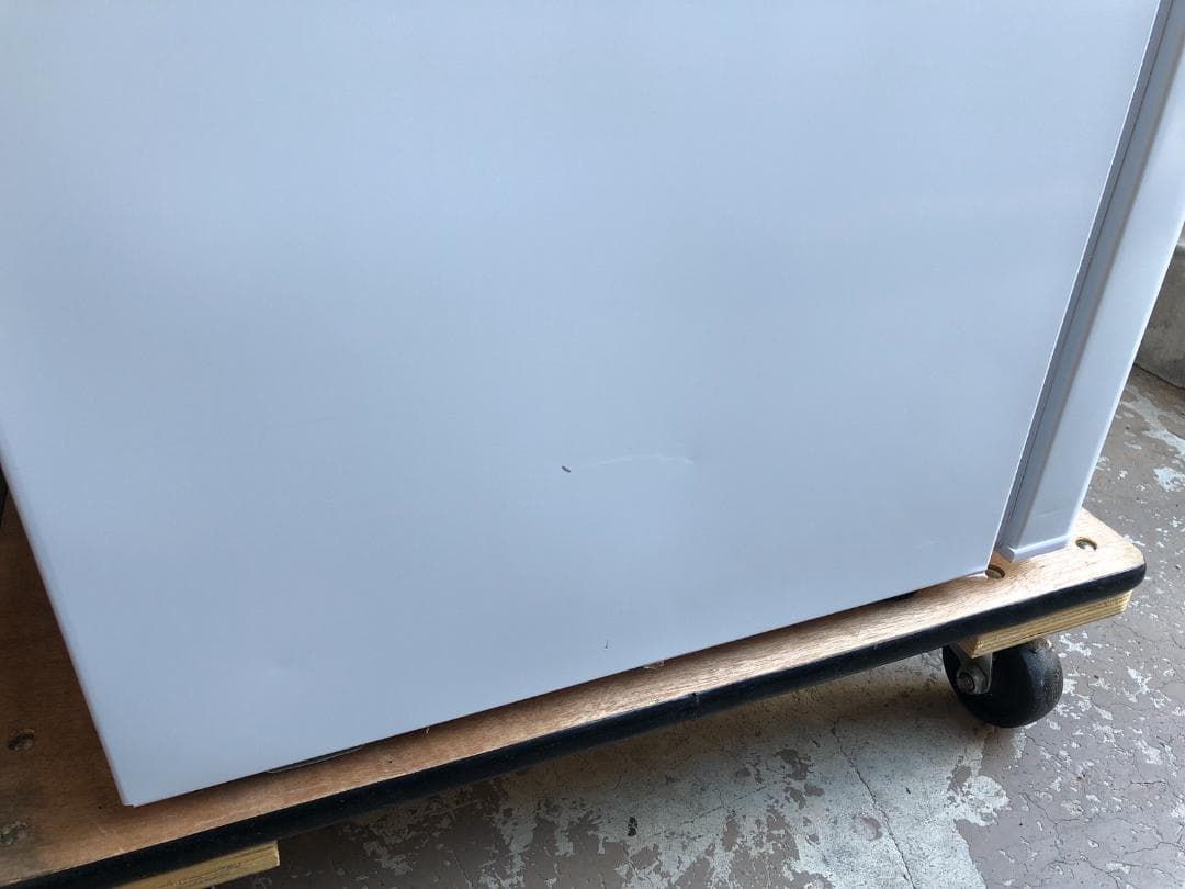 全国送料無料 アイリスオーヤマ 冷凍庫 60L IUSD-6B-W 2022年製