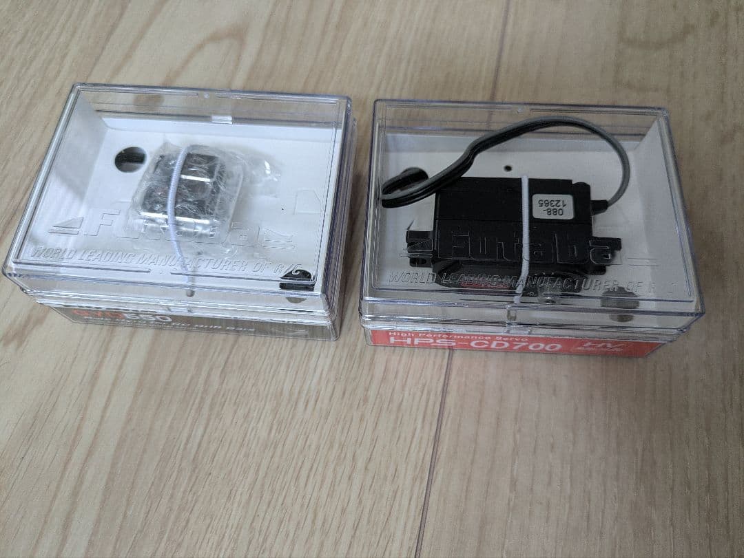Futaba HPS-CD700 & GYD-550 サーボセット