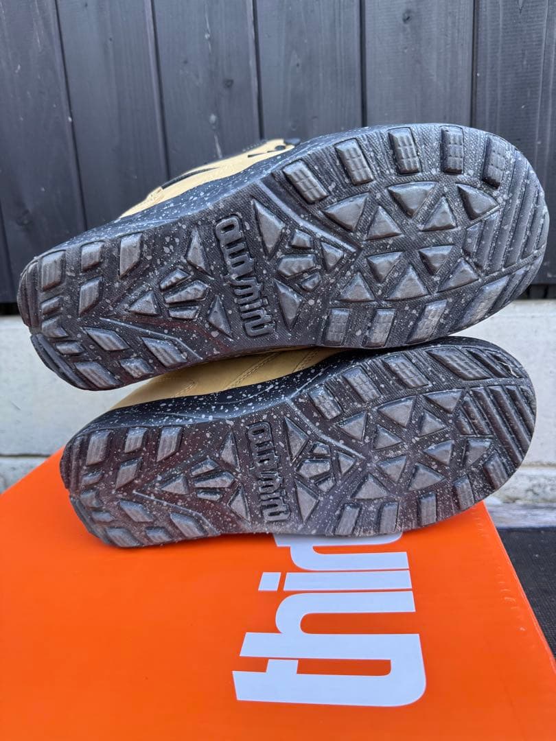 ほぼ新品 thirtytwo スノーボードブーツ JP 32