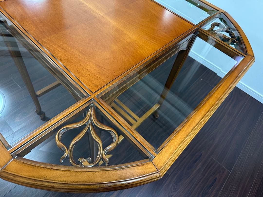 イタリアMedea社 ダイニングテーブル ART72 IDC大塚家具にて購入