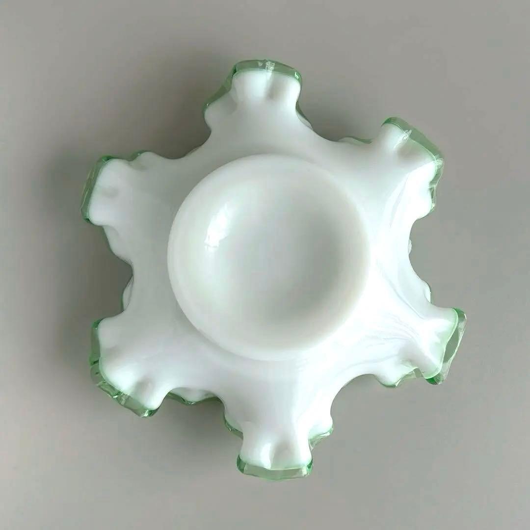 希少 fenton エメラルド クレスト アメリカ ビンテージ ミルクグラス