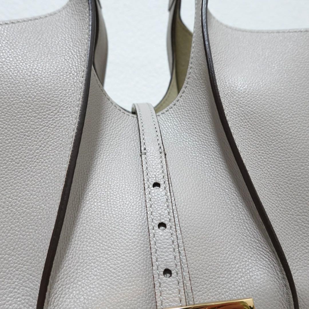 トッズ　ショッピングバッグ　ミニ　Tタイムレス　ショルダーバッグ　トート　グレー