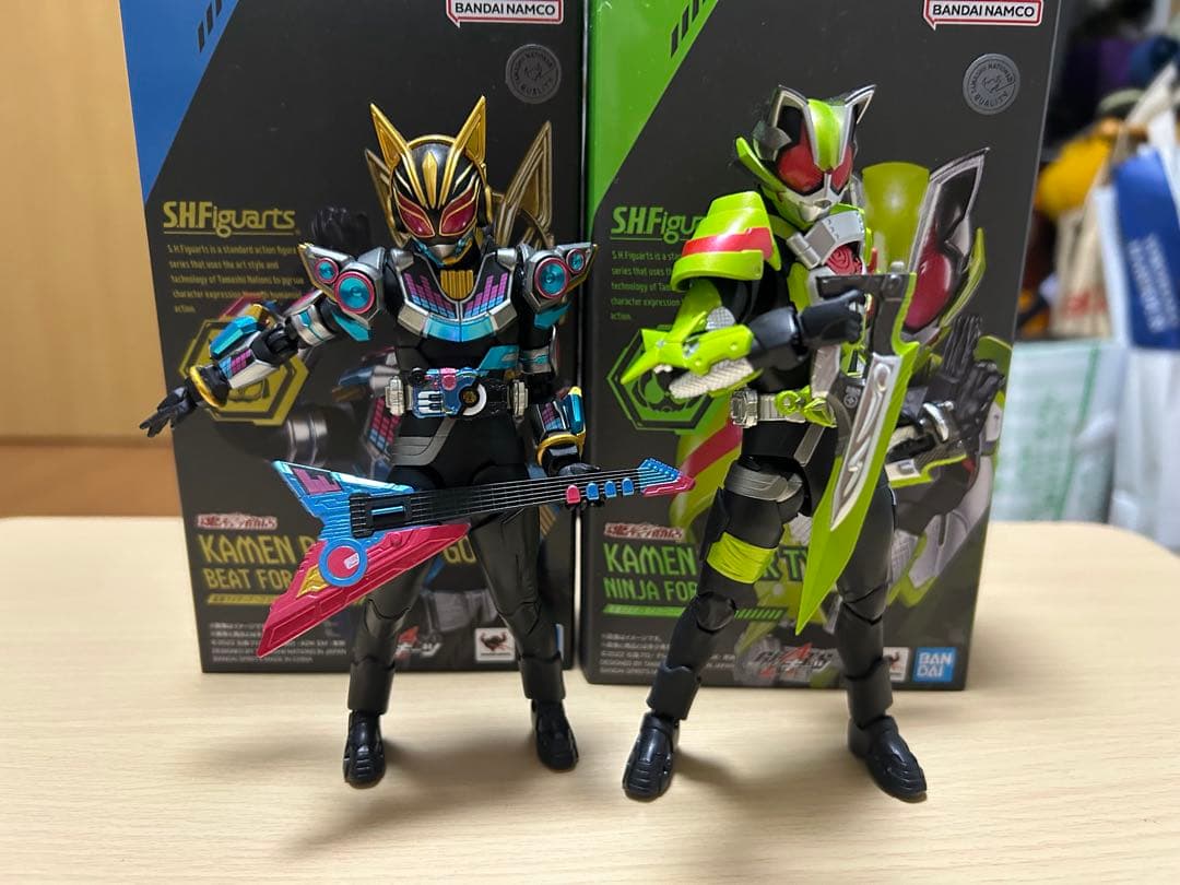 S.H.Figuarts仮面ライダーギーツ＆タイクーン＆ナーゴ