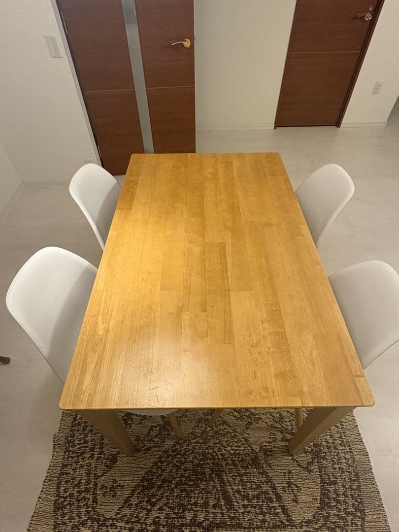 トマト【川崎市多摩区引き取りのみ】ナチュラルウッドダイニングテーブル4脚