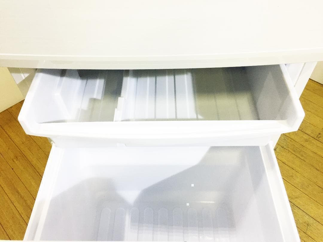 送料無料★SHARP 137L 2ドア冷蔵庫【SJ-D14C-W】