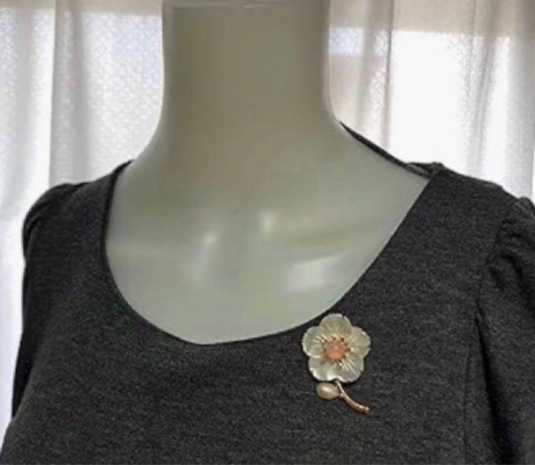 ブローチ 桜 花 天然石 白蝶貝 スワロフスキー ローズクォーツ 18KGP