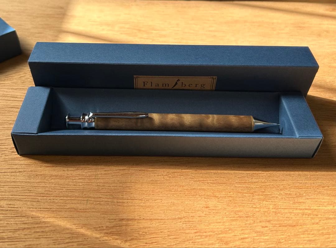 Flamberg シャープペンシル 芯ケース　ツイスト消しゴム