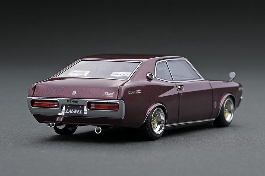 イグニッションモデル 1/43 IG1908 日産ローレル2000SGX紫 箱付