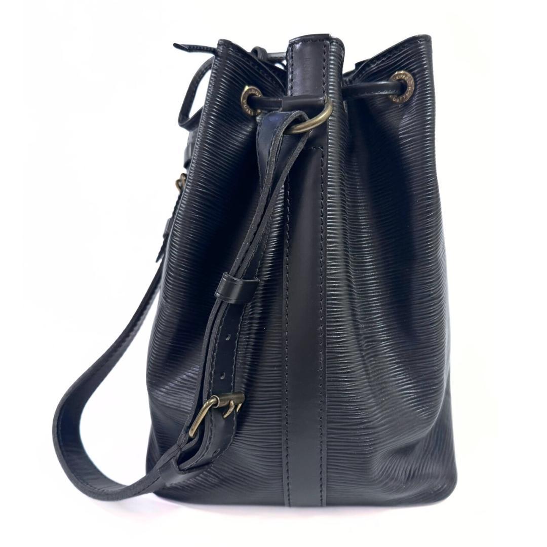 ルイヴィトン エピ プチノエ 巾着 ショルダーバッグ 黒 M44102