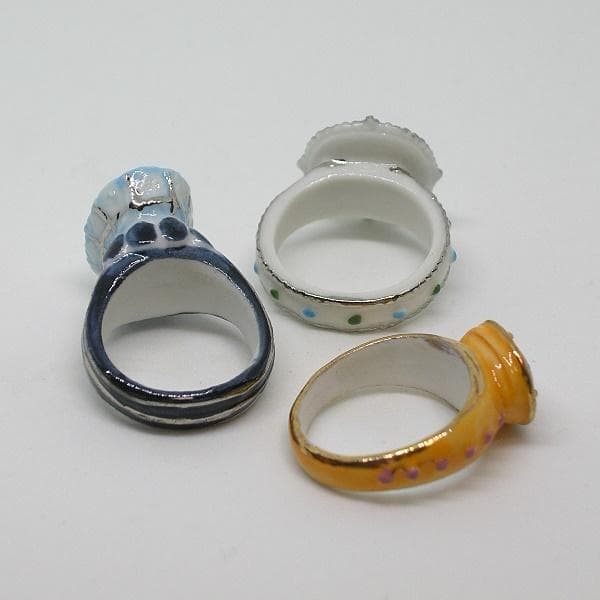 指輪のフェーヴ／全12個／2003年／ポースレン製