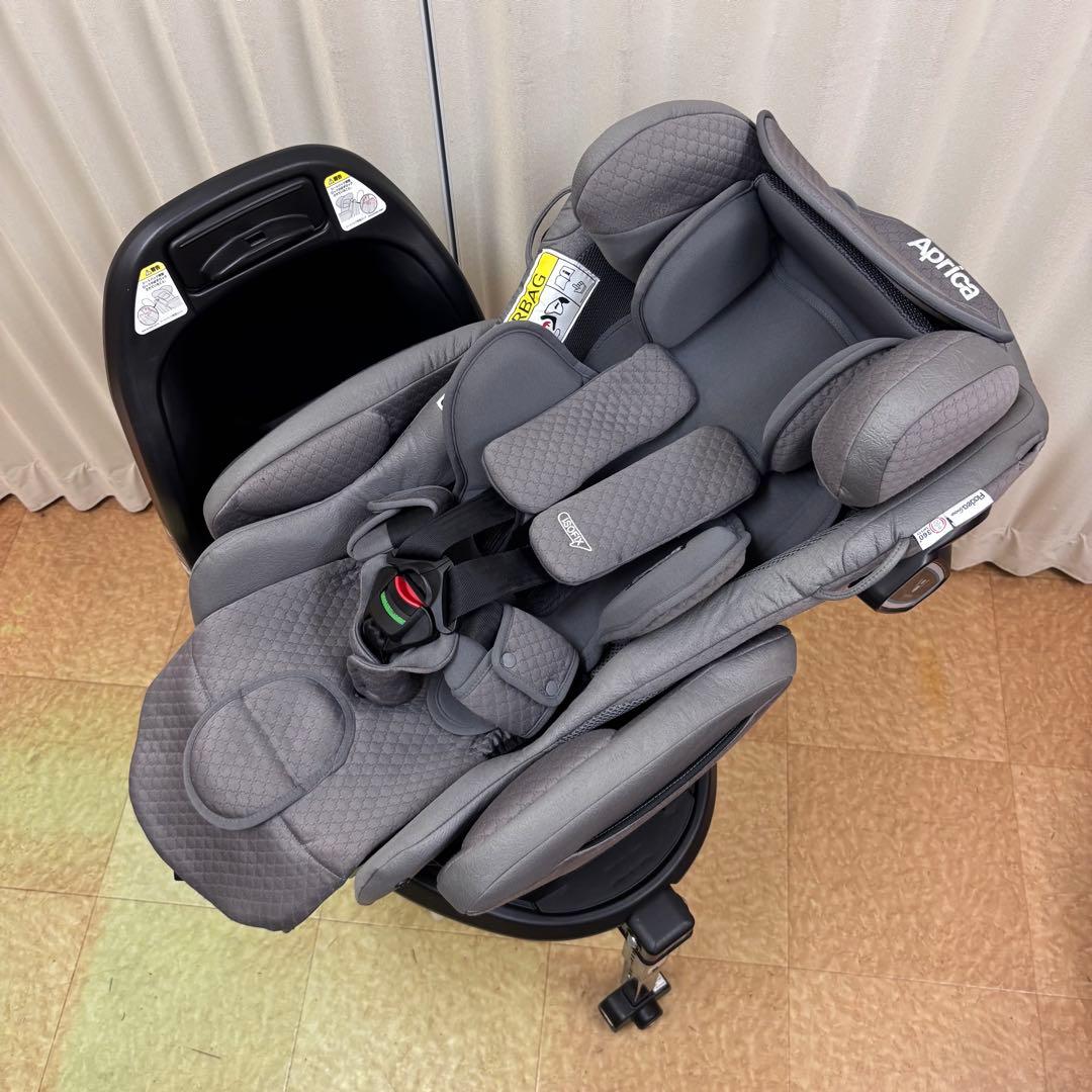 アップリカ　フラディア　グロウ　ISOFIX　プレミアム　360°セーフティ