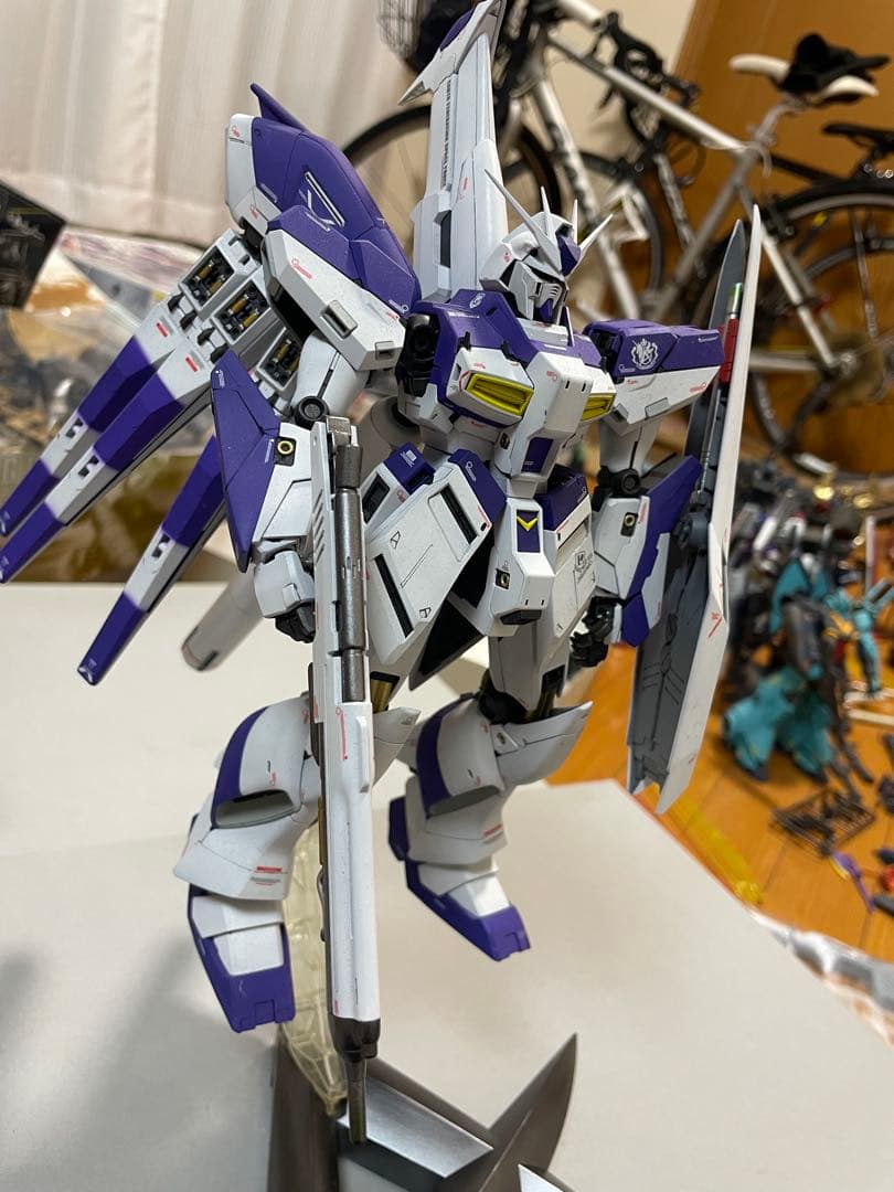 【全塗装、完成品】MG 1/100 Hi-νガンダム Ver.Ka スタンダード完成品】バンダイ MG 1/100 Hi-νガンダム Ver.Ka