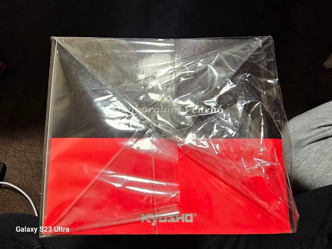 KYOSHO ランボルギーニ ヴェネーノ 1/18スケール