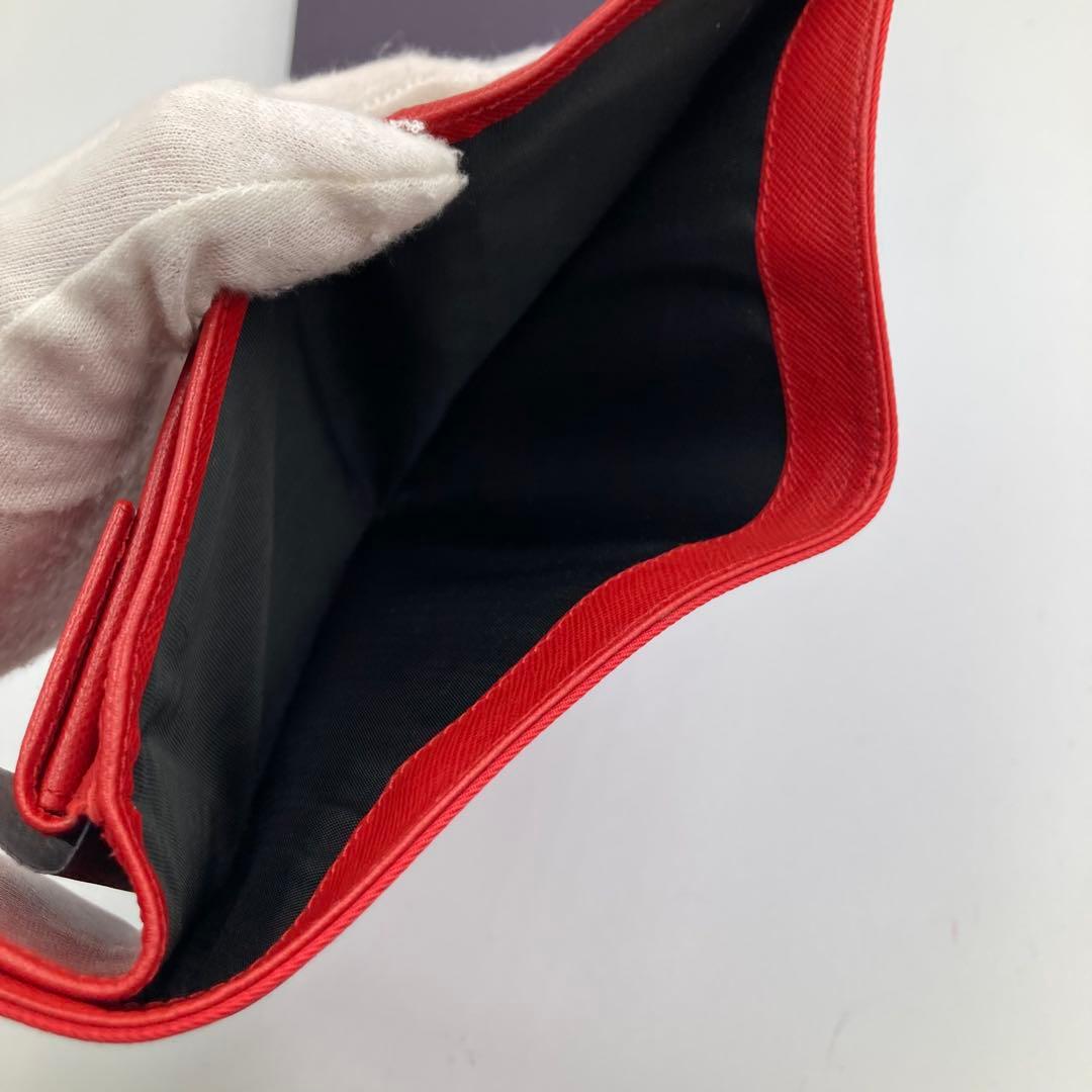 新品！ PRADA プラダ 折り財布 レッド 付属品完備 13A