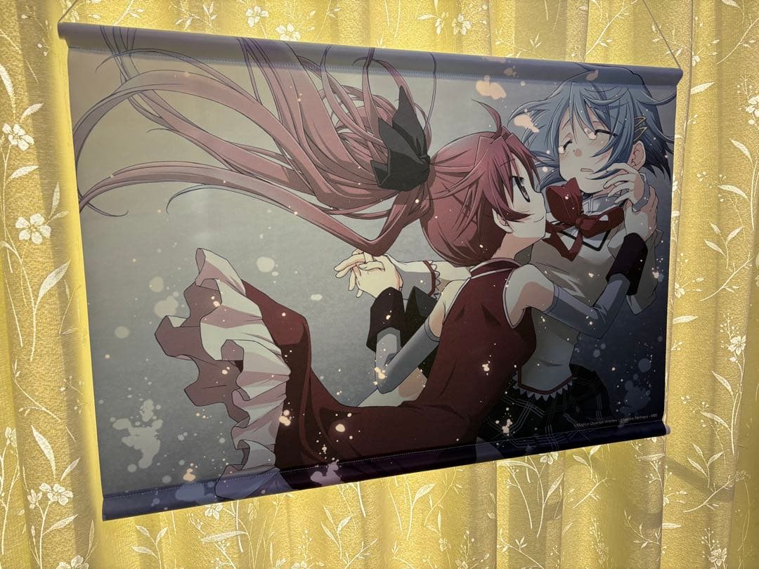 魔法少女まどか☆マギカ 蒼樹うめ展 タペストリー まどか さやか 仁美 杏子