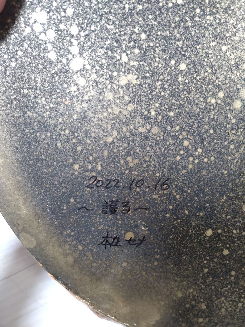 油絵◆半立体の円型アート【蜂】壁掛け油絵◆作者サイン入り