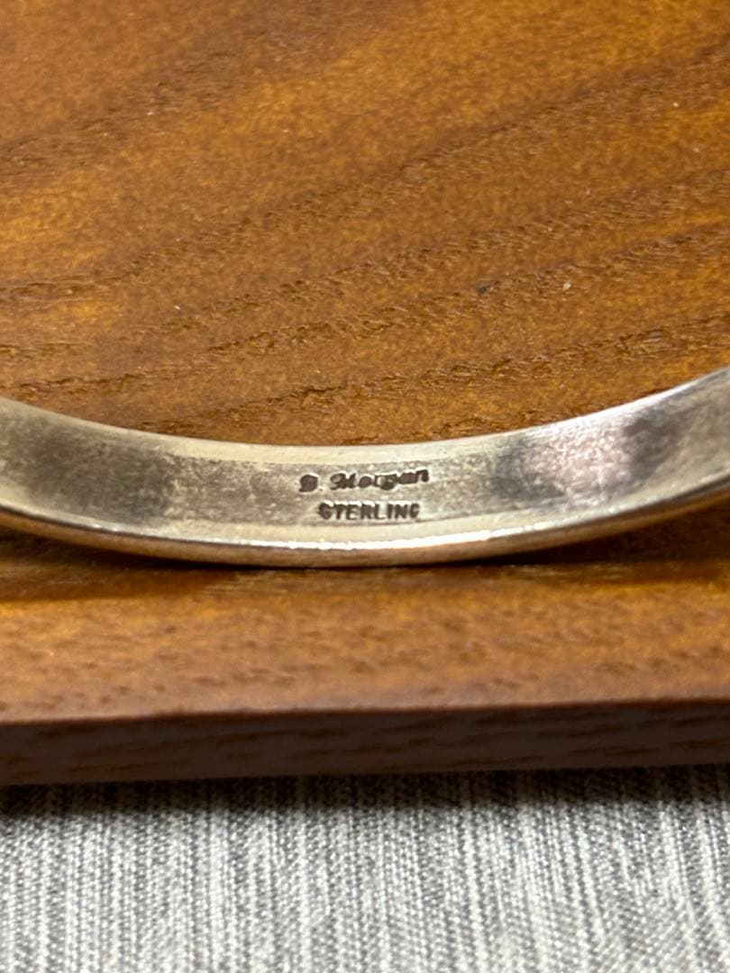 ナバホ ブルースモーガン バングル