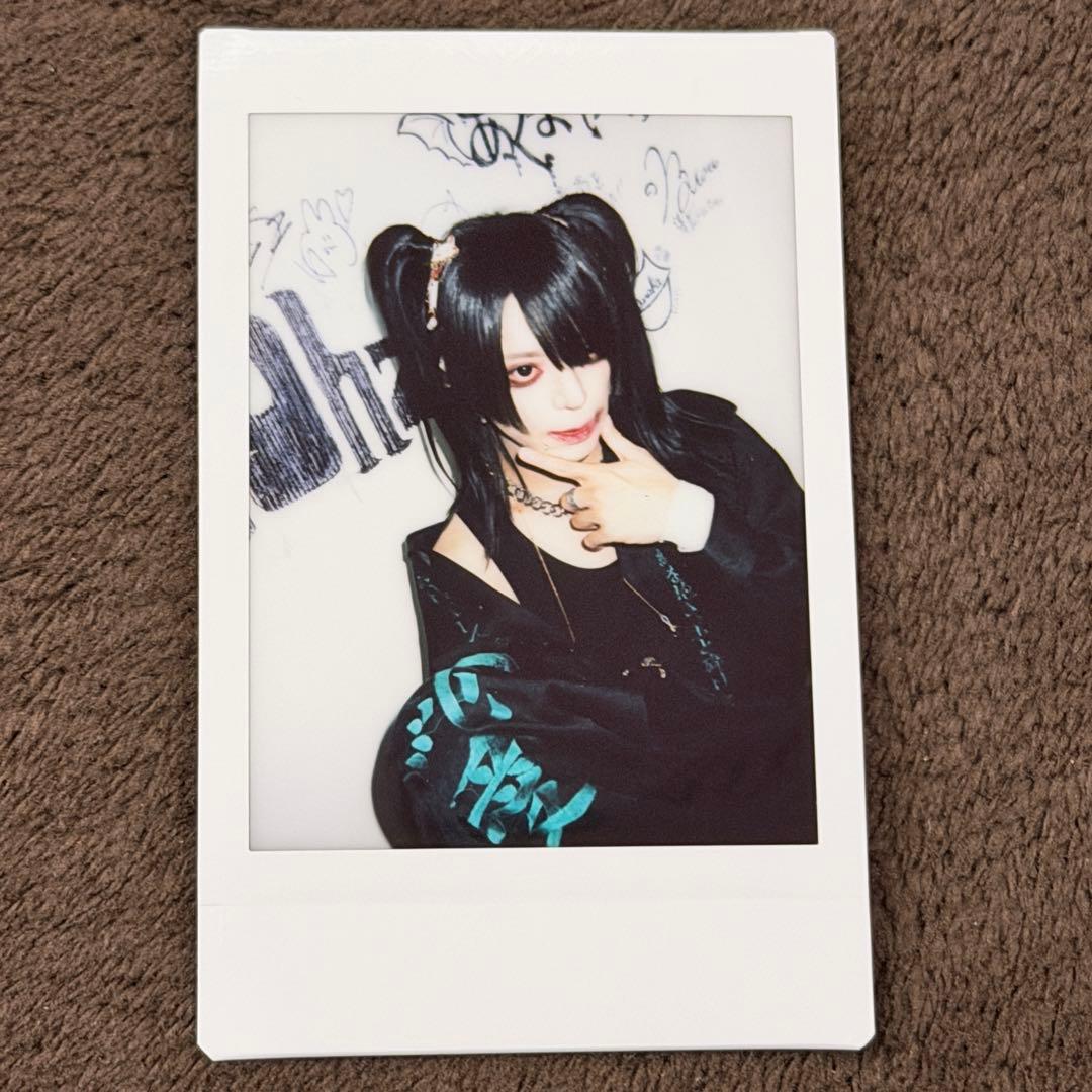 甘い暴力 咲 チェキ - メルカリ