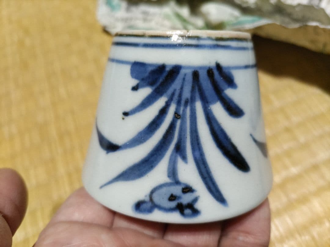 古伊万里　そば猪口　アヤメ　105ｇ　無傷