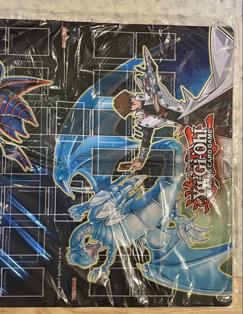 希少 新品未開封 遊戯 海馬 青眼の白龍 プレイマット 遊戯王