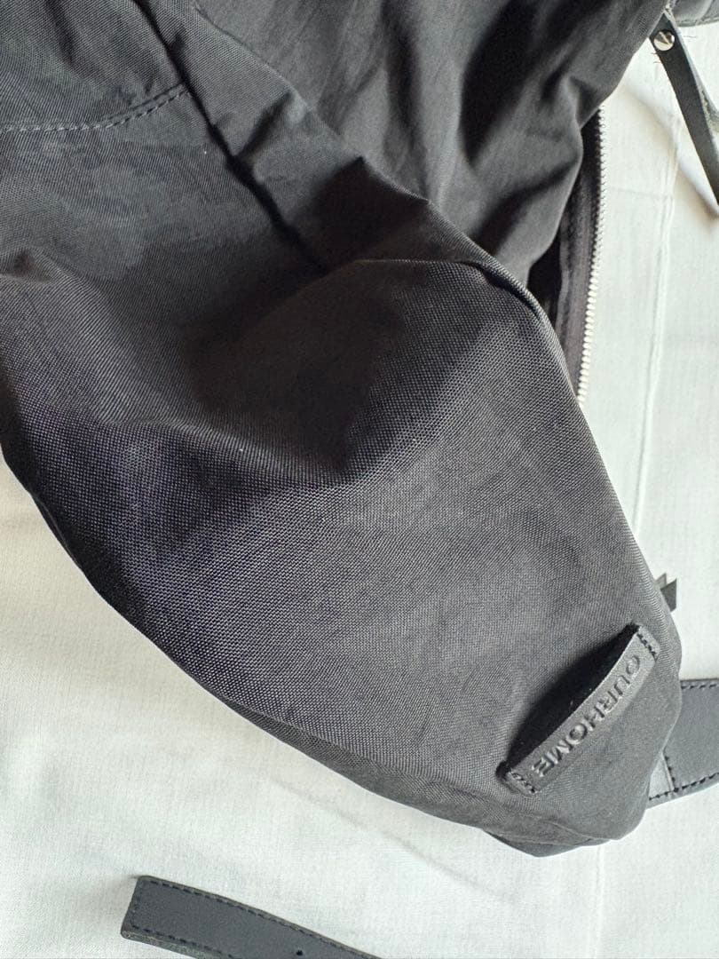 our アワーホーム　ムーンショルダーバッグ