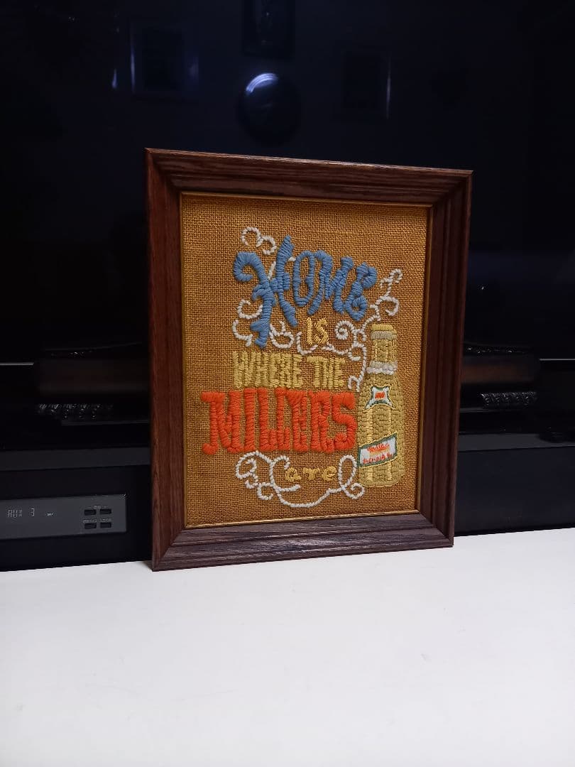 レア　1969年　MILLERS　BEER　ニードルポイント　広告　サインボード