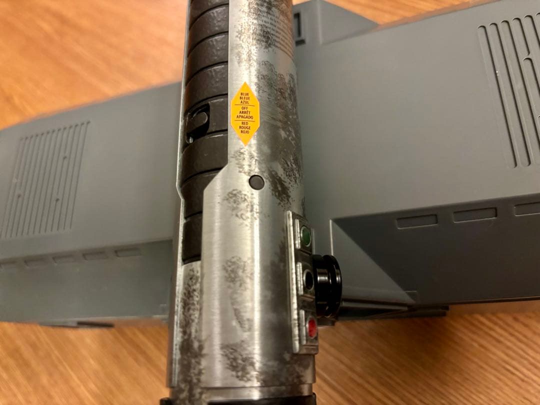 WDW ソル ギャラクシーズエッジ レガシーライトセーバー ブレード付 海外限定