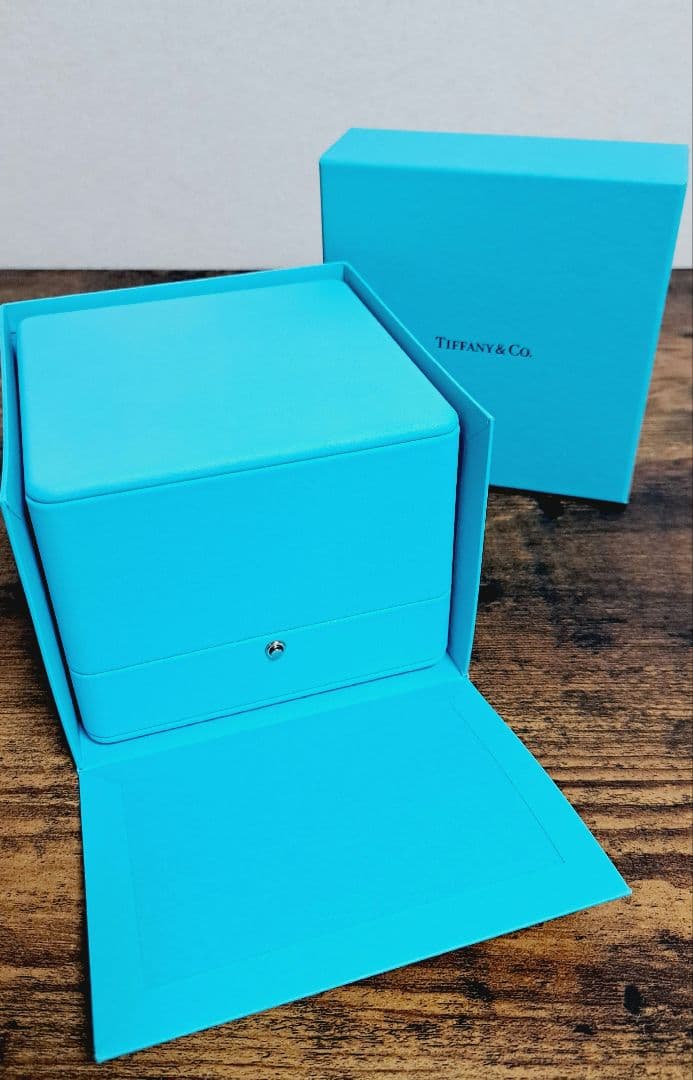 ティファニー 腕時計 ケース 空箱 ブルーBOX