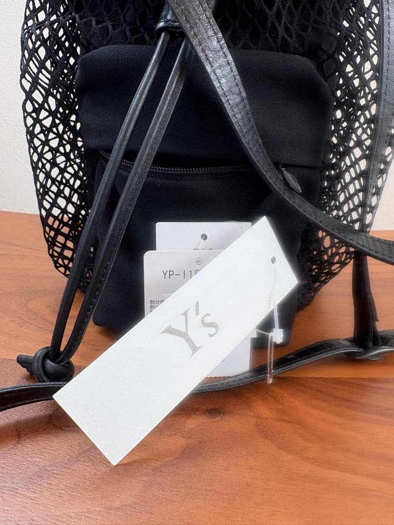 ワイズ　ショルダーバッグ