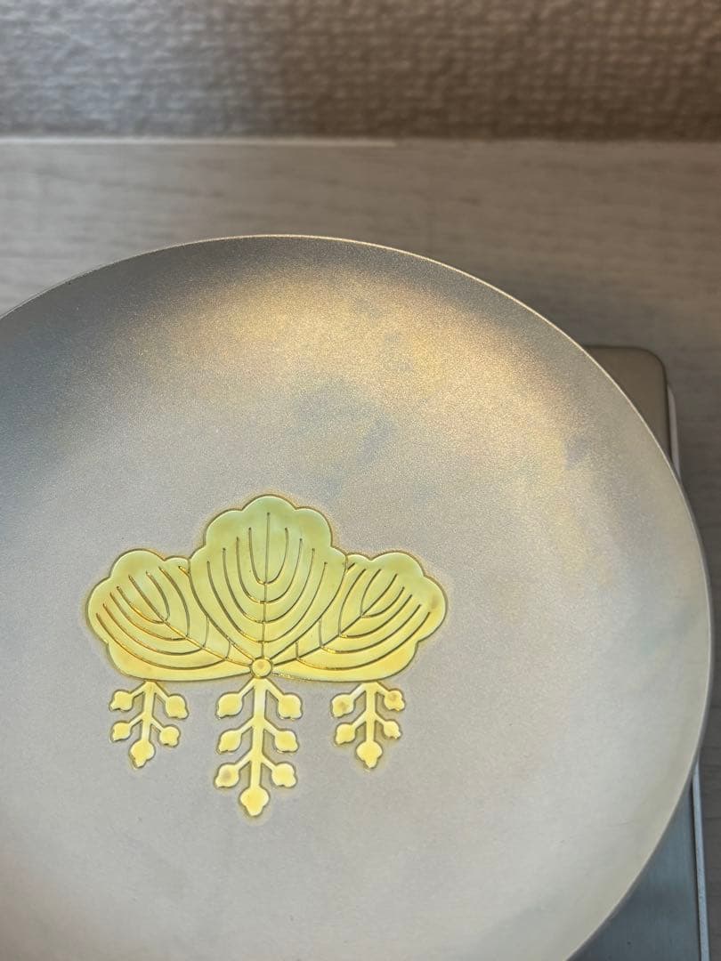 防衛省 銀杯 永年勤続表彰 記念品 純銀 - メルカリ