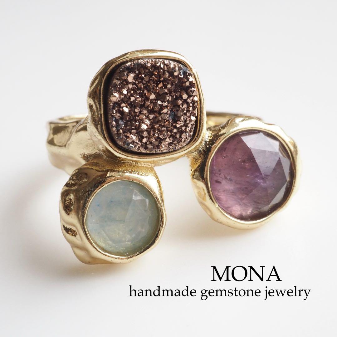 【はくとん( 'ω')ŧ‹\"ŧ‹\"】天然アクアマリンのギフトボックストップ