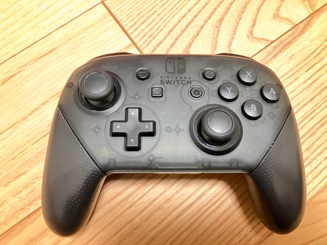 Nintendo Switch 本体 ケース　プロコン付 おまけにモンハンライズ