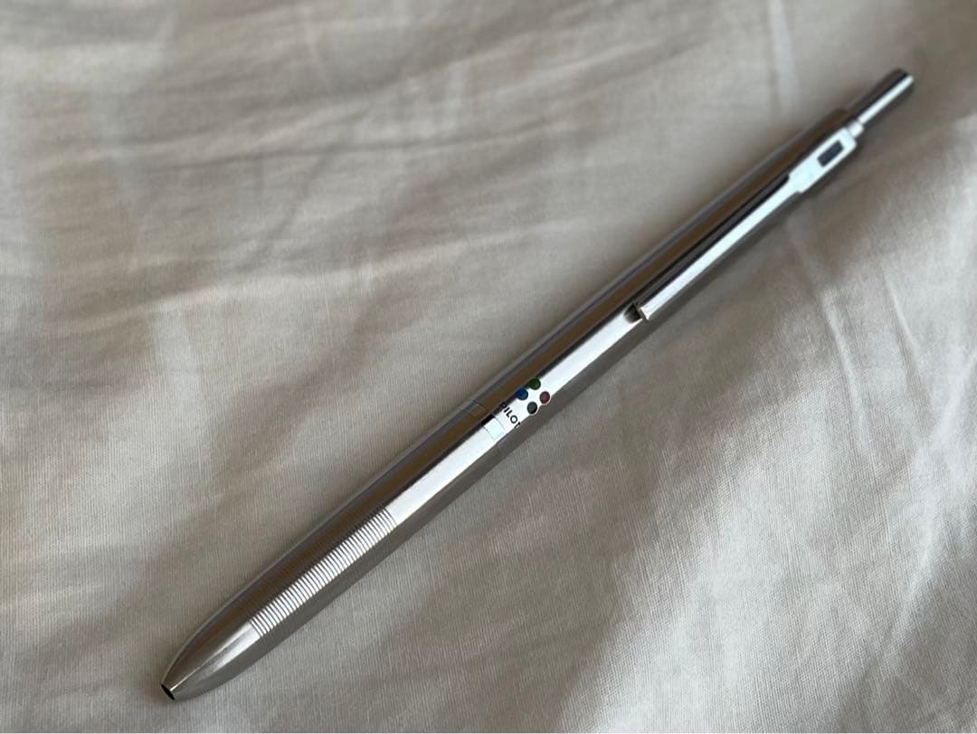 PILOT 細字4色 廃番 4色ボールペン