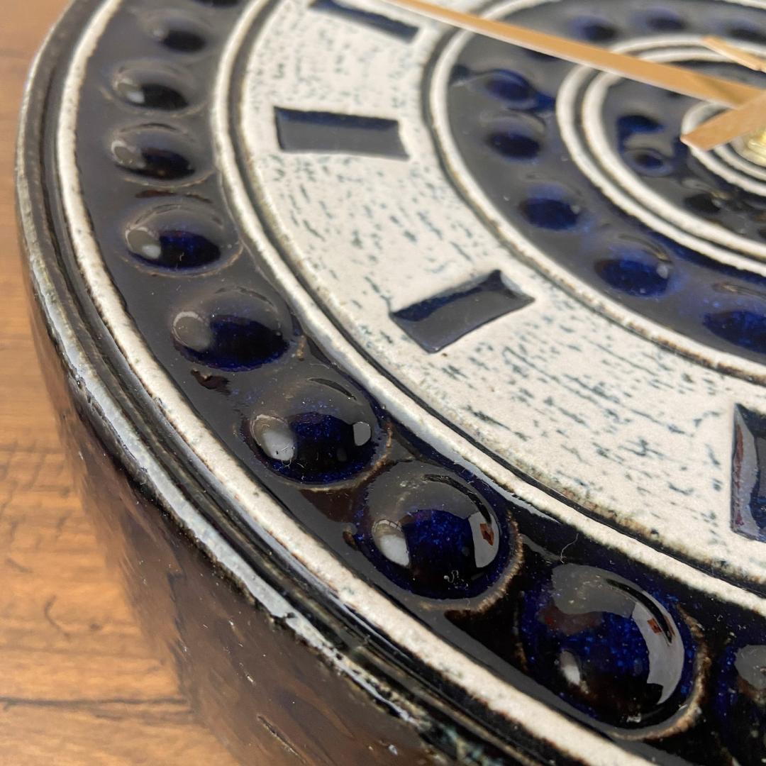 ◇電波時計取替え済◇ グスタフスベリ スタジオ作品 陶器 29cm 壁掛け時計