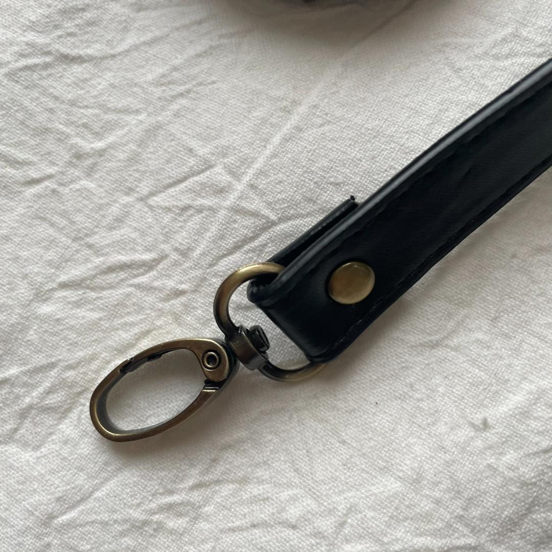 ショルダーストラップ【 ブラック / AG 】黒　バッグ 紐 スマホ ホルダー