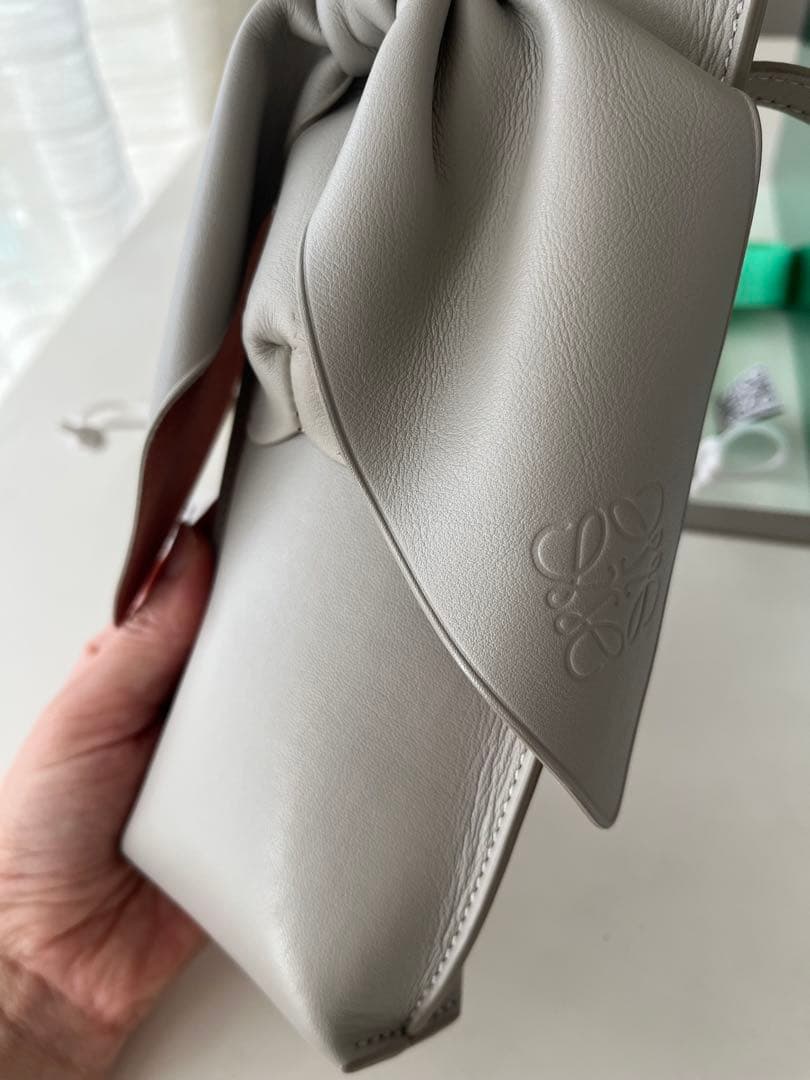 ロエベ　バニーポケット　ゴースト