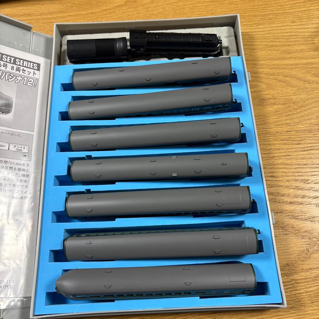 マイクロエース　A-8404 満鉄パシナ12 燈火管制改造・あじあ号8両セット